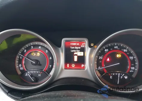 2017 Dodge Journey Sxt z USA, uszkodzony, nr VIN 3C4PDCBG8HT532528